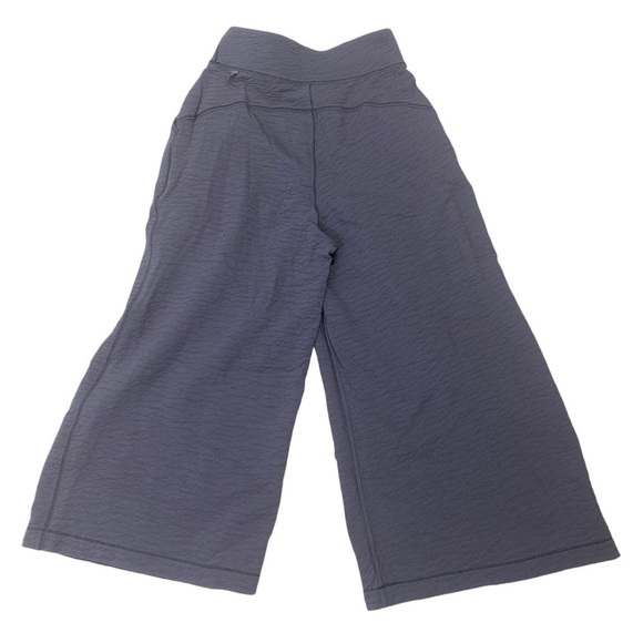 Lululemon Can You Feel The Pleat Crop Pant in Moonwalk Purple Size 4 - Picture 6 of 13